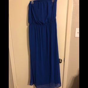 Blue Maxi dress Forever 21. NWT Size 2X